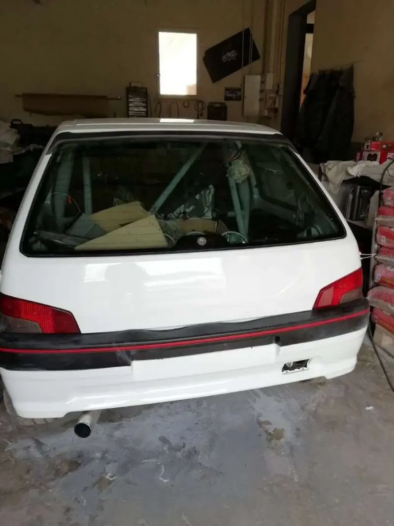 106 F2012 à terminer