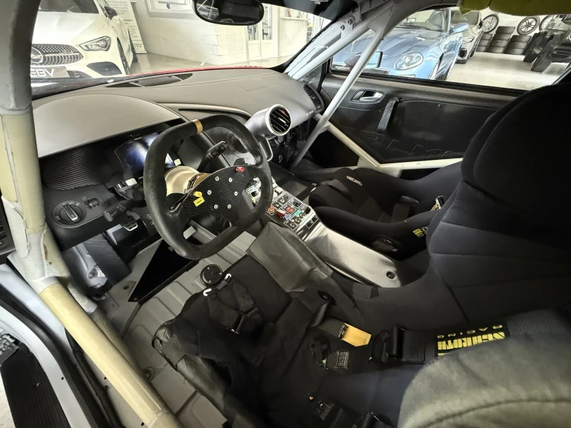 Audi R8 LMS ULTRA 5.2 V10 560 cv