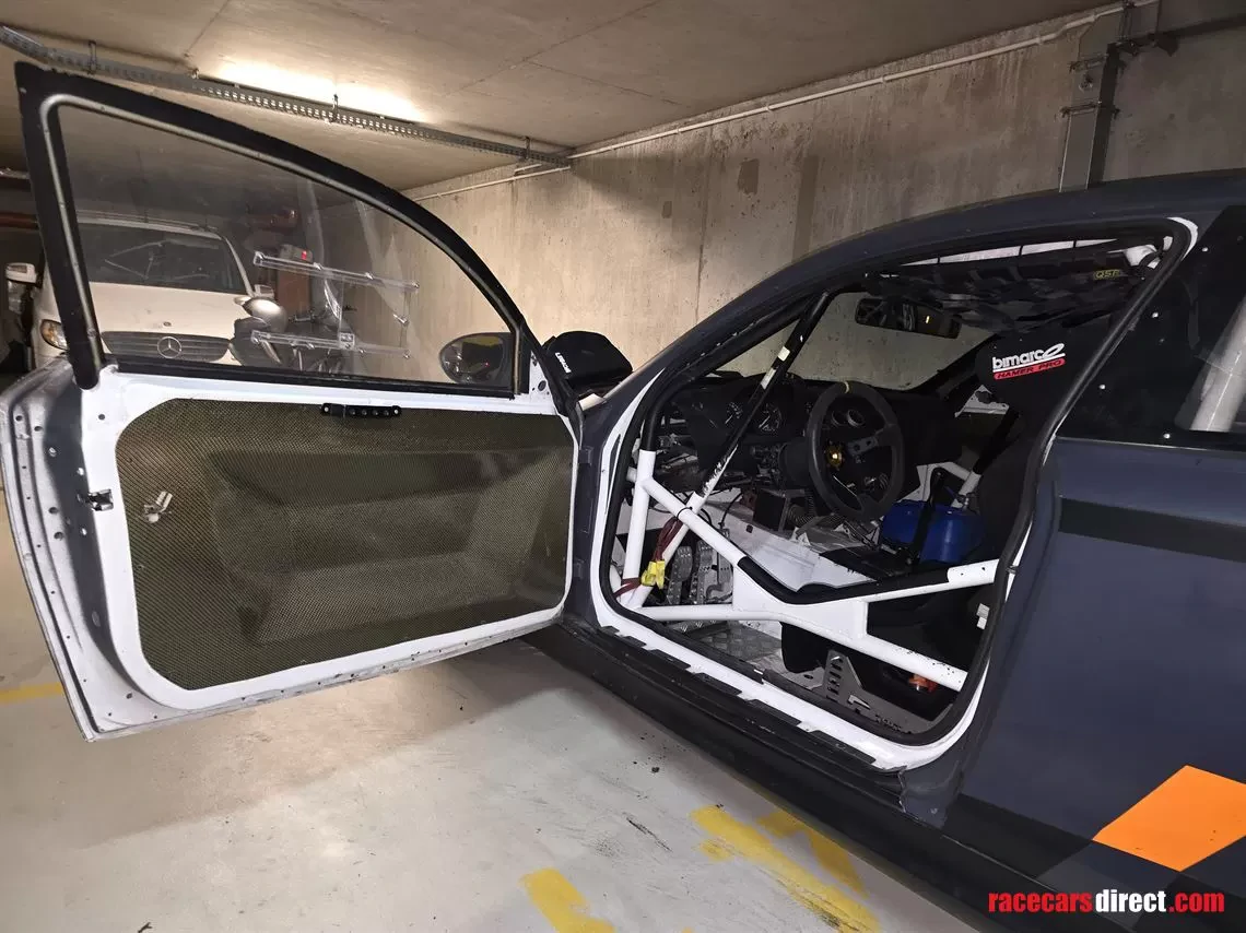 BMW E82 voiture de course - vente