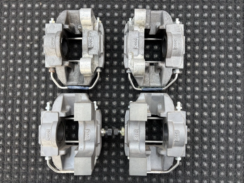 4 étriers RENAULT SPORT 2 Pistons CLIO MEGANE KIT CAR MAXI GRA VHC