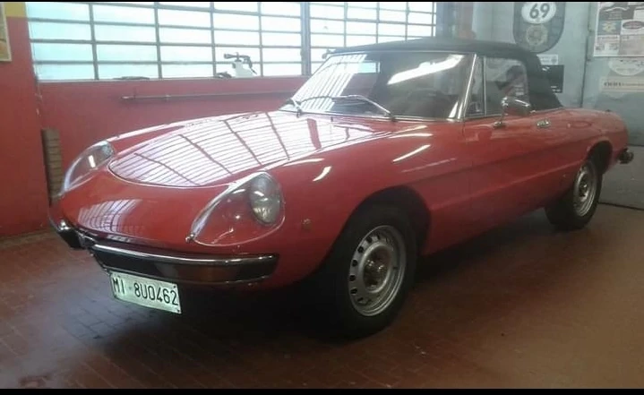 ALFA ROMEO DUETTO SPIDER VELOCE