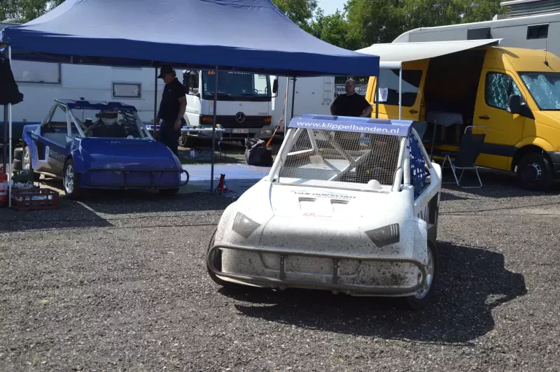 Sponsering to drive in rally x