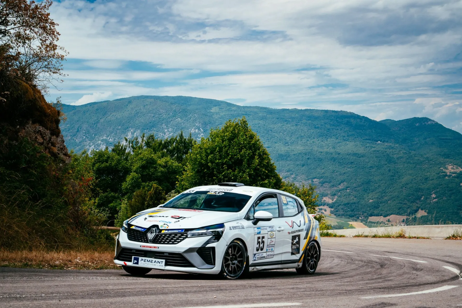 JLA rally vend 1x Clio rc5 phase 2 – photo 3