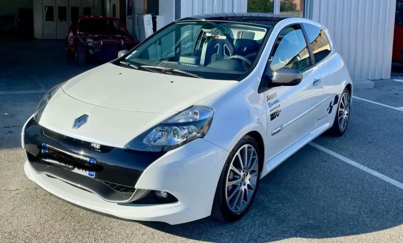 Clio 3 RS 20th