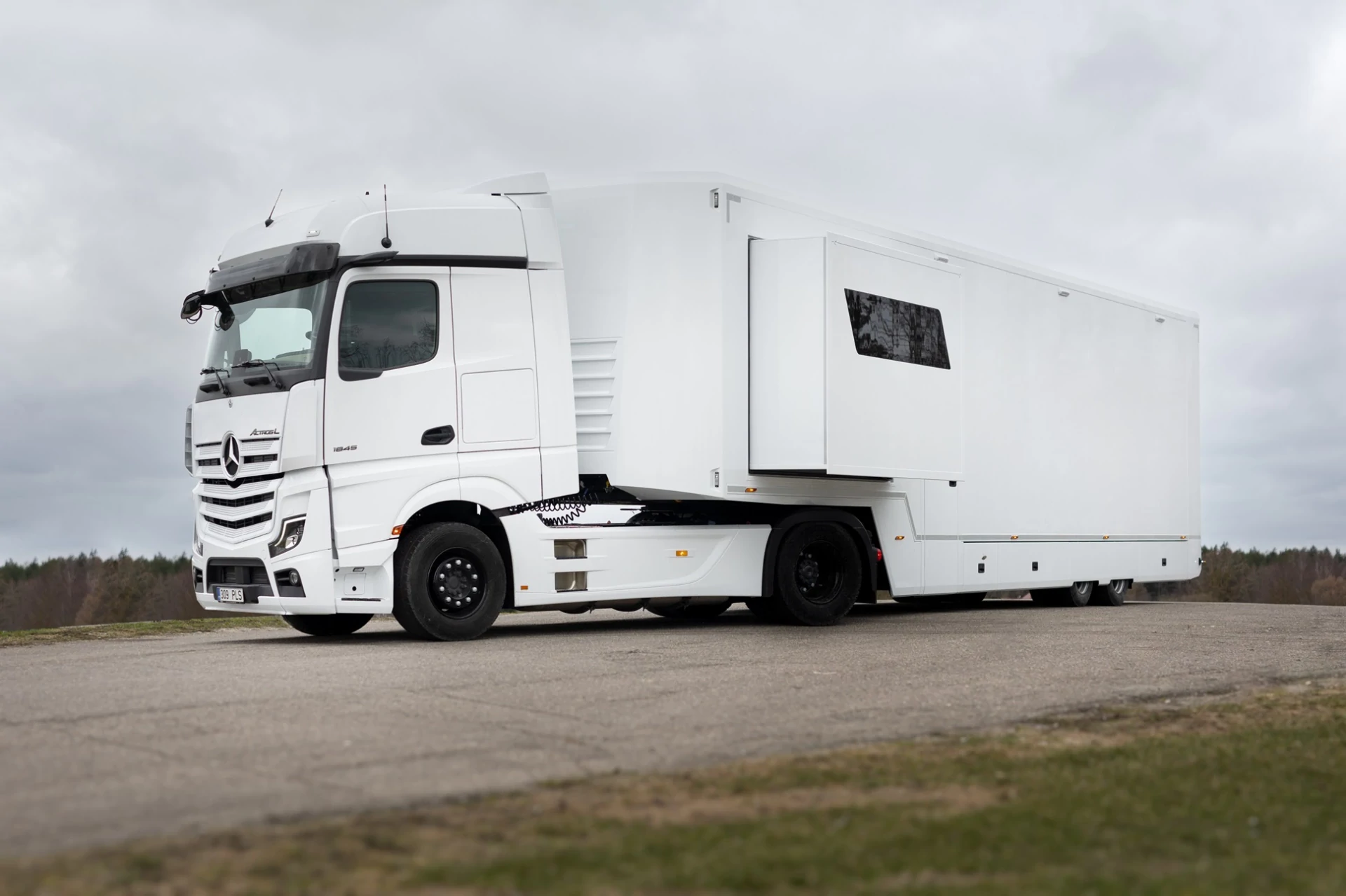 Pro Series race trailer by Stella Works