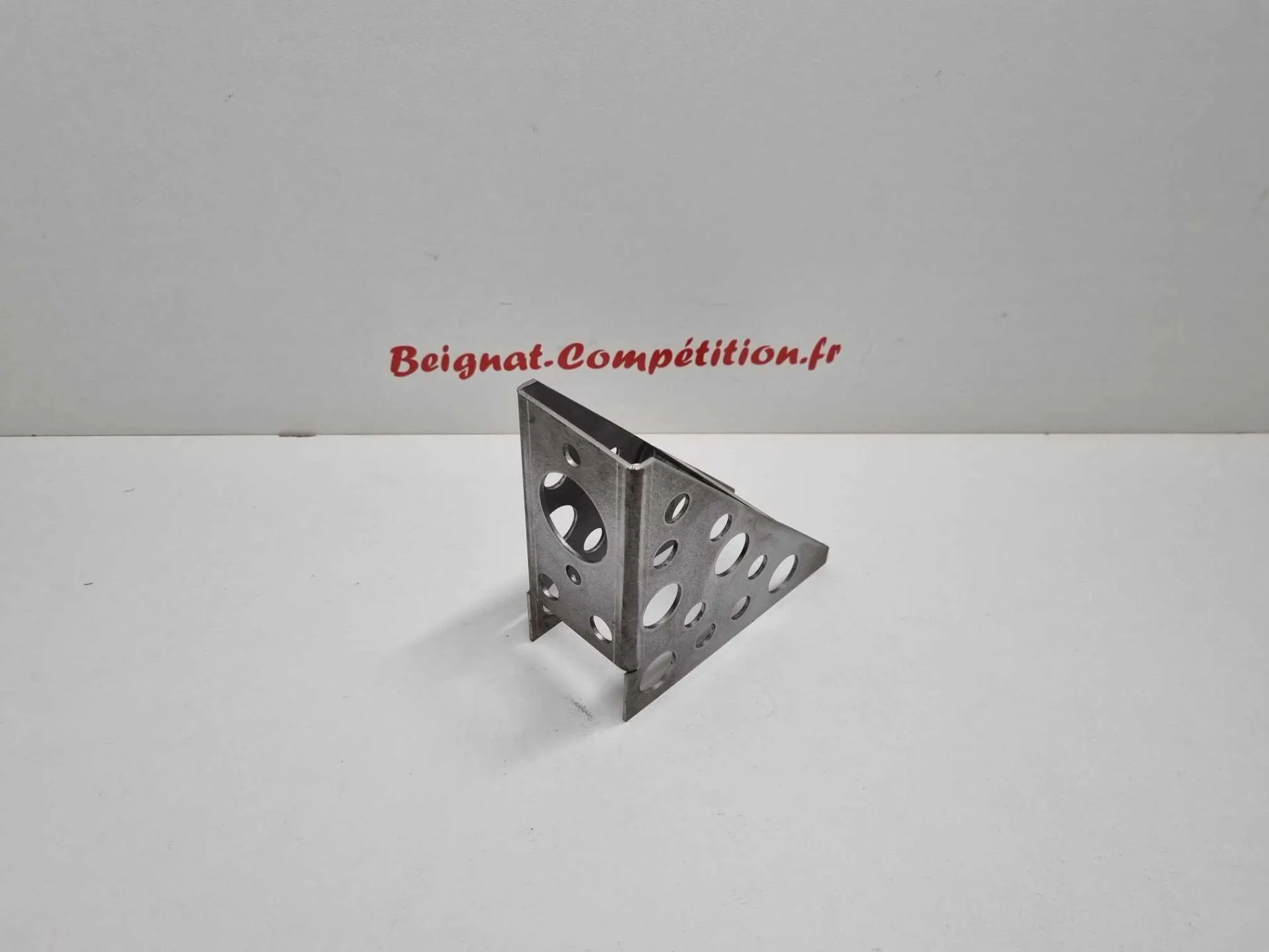 Peugeot 205 / 309 Group A handbrake bracket – photo 2
