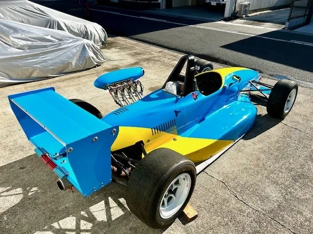 West honda formula4 – photo 1