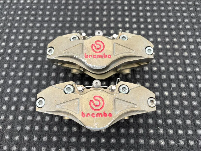 2 BREMBO 2-PISTON CALIPERS (S1600, 206 OR OTHER MODELS) – RECONDITIONED