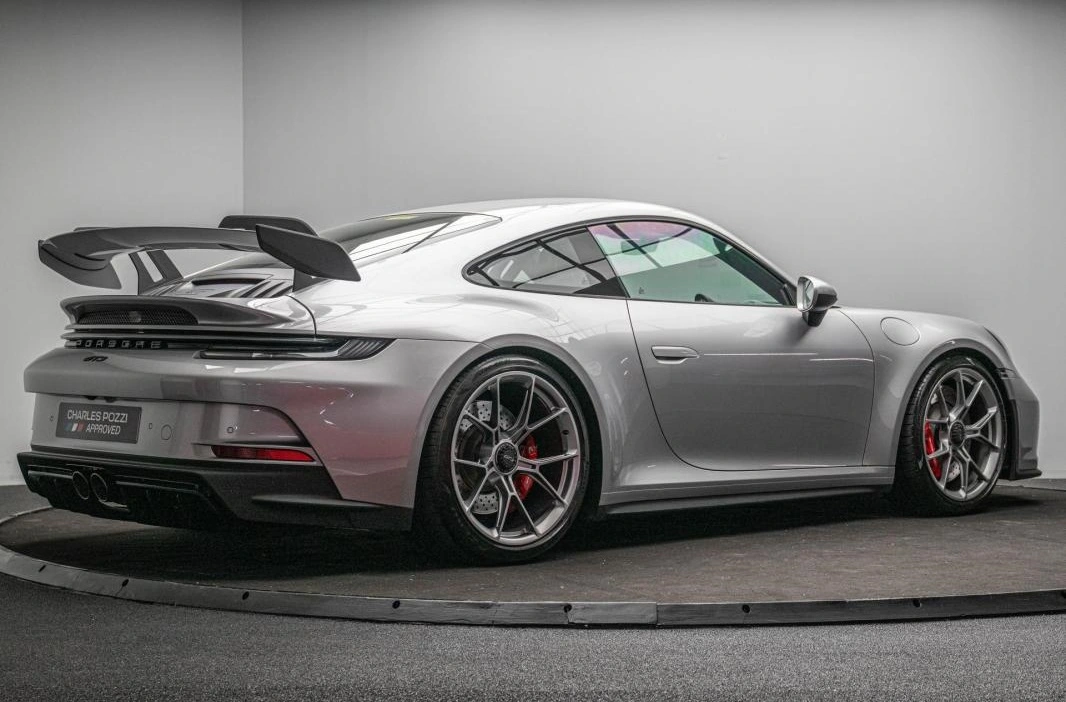 PORSCHE 911 GT3 TYPE 992 – photo 3