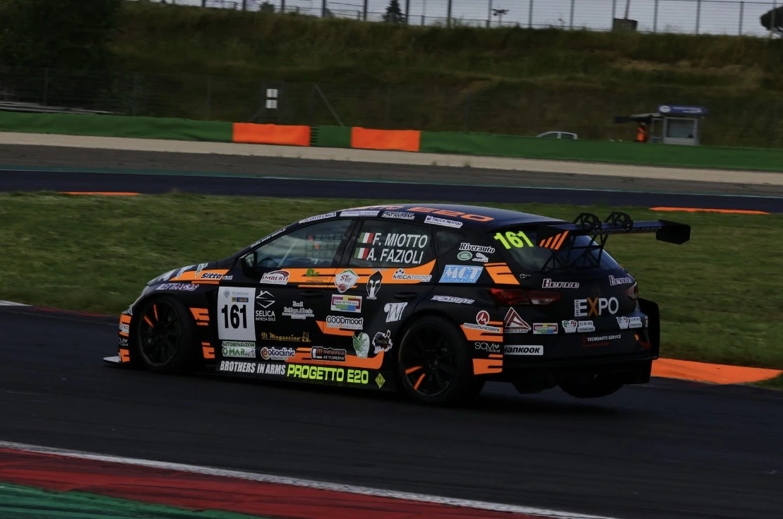 Cupra TCR DSG – photo 3