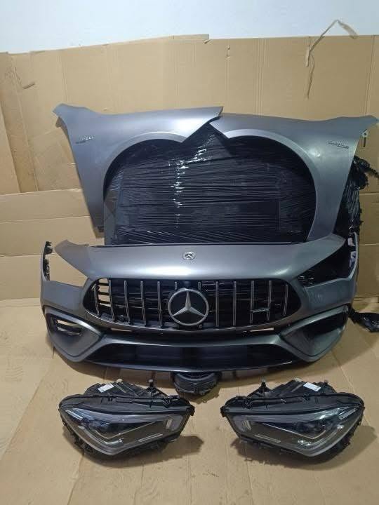 ✨ Ensemble avant de la Mercedes-AMG CLA 45 W118 (version restylée) ✨