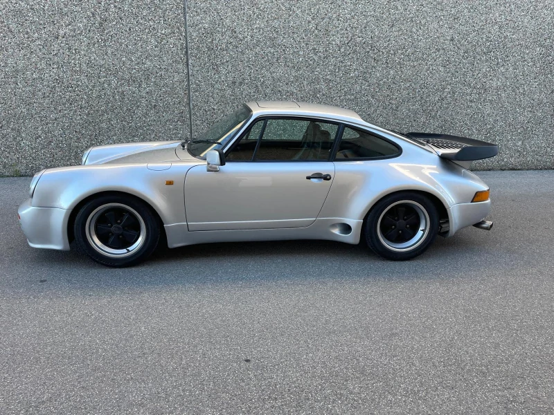 Porsche 930 - 3.3 Turbo - Strosek