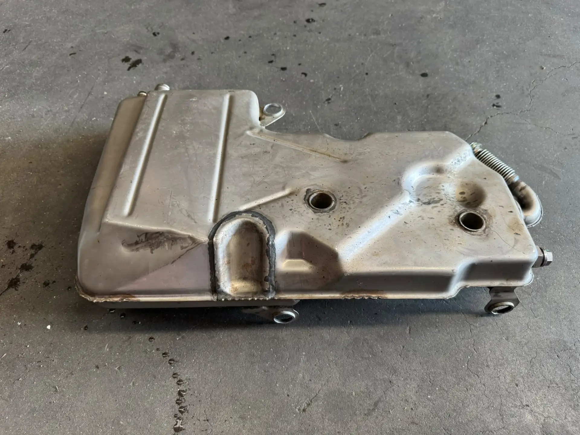 Porsche 996 GT3 GT3 Cup oil reservoir - 99620707093 – photo 2