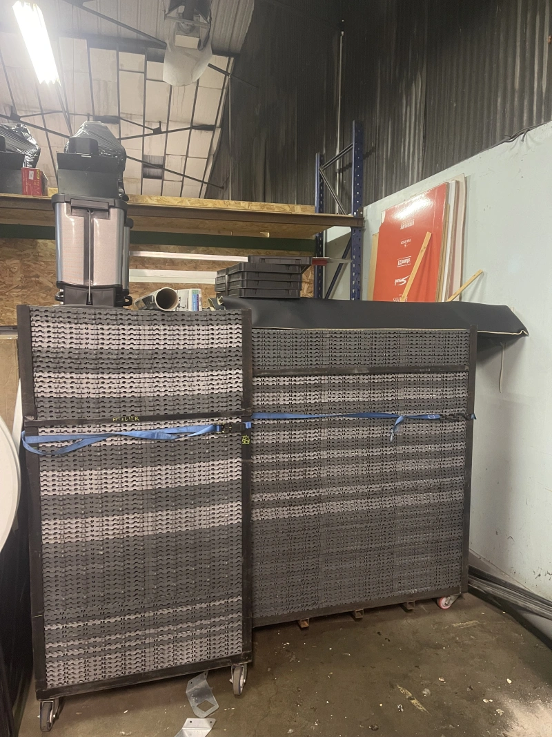 Floor tiles - 128 m² + transport trolley