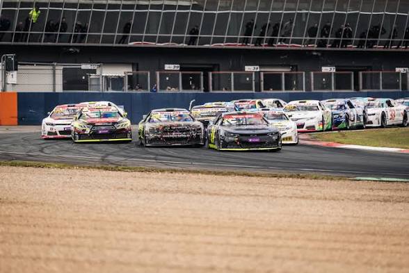 PILOTE RECHERCHÉ – 24H DE ZOLDER