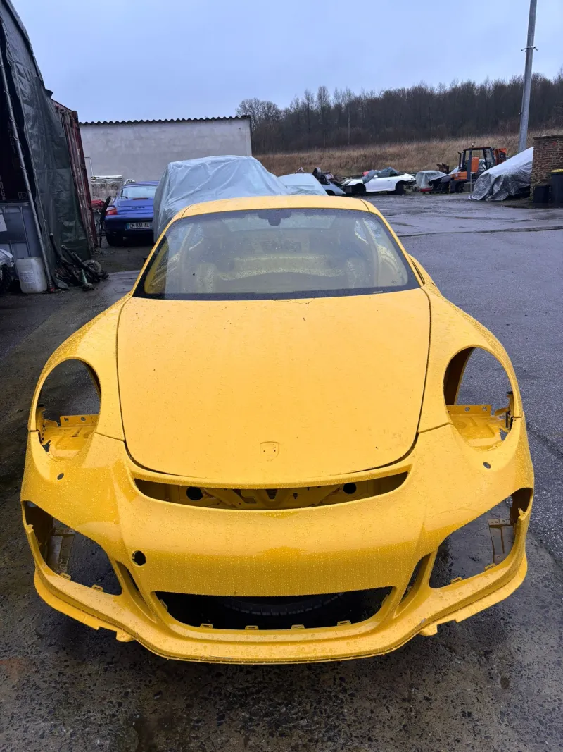 Caisse avec ouvrants Porsche 991 - nombreuses pièces disponibles