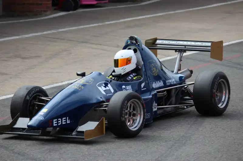 F1000 Arrive & Drive