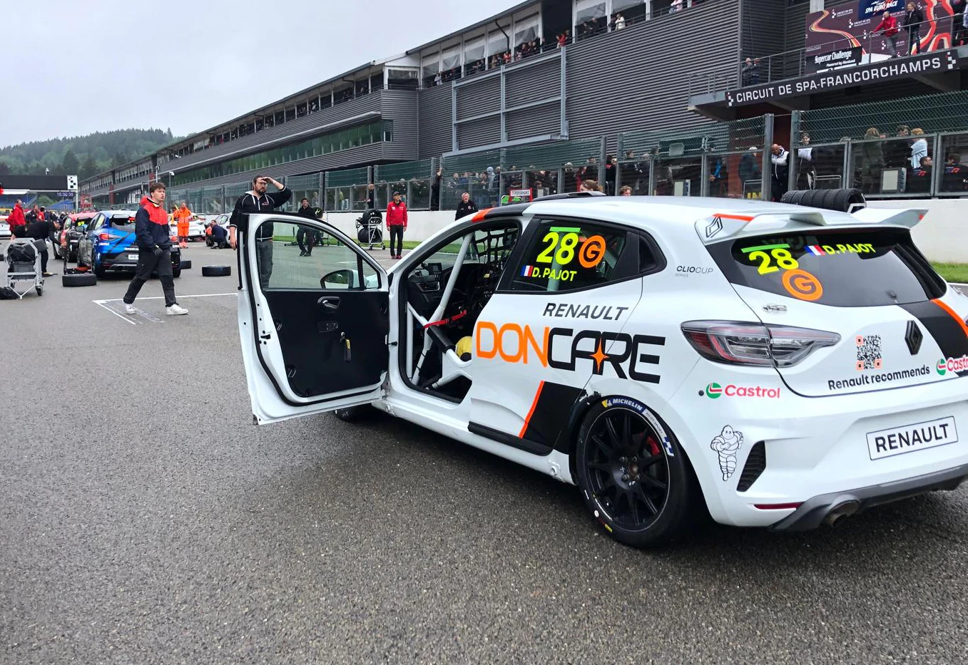 Clio Cup 5 circuit rental
