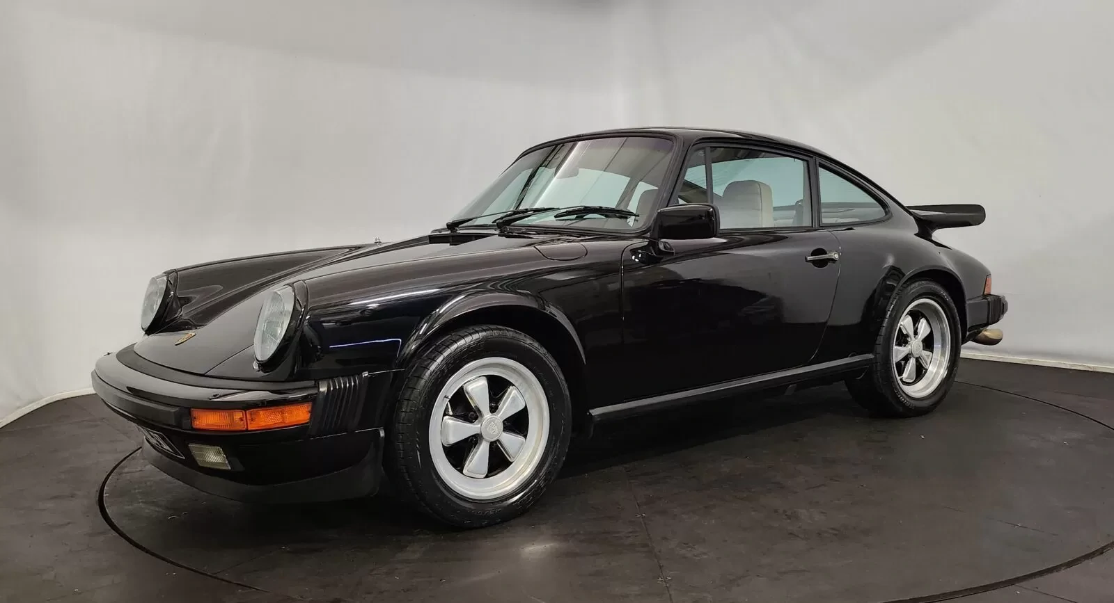 1984 Porsche 911 3.2 Carrera