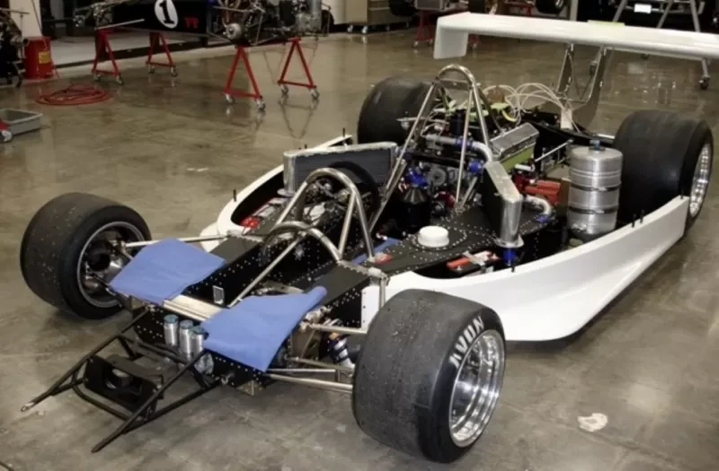 Frissbee Center-Seat Can-Am - Al Unser Jr !