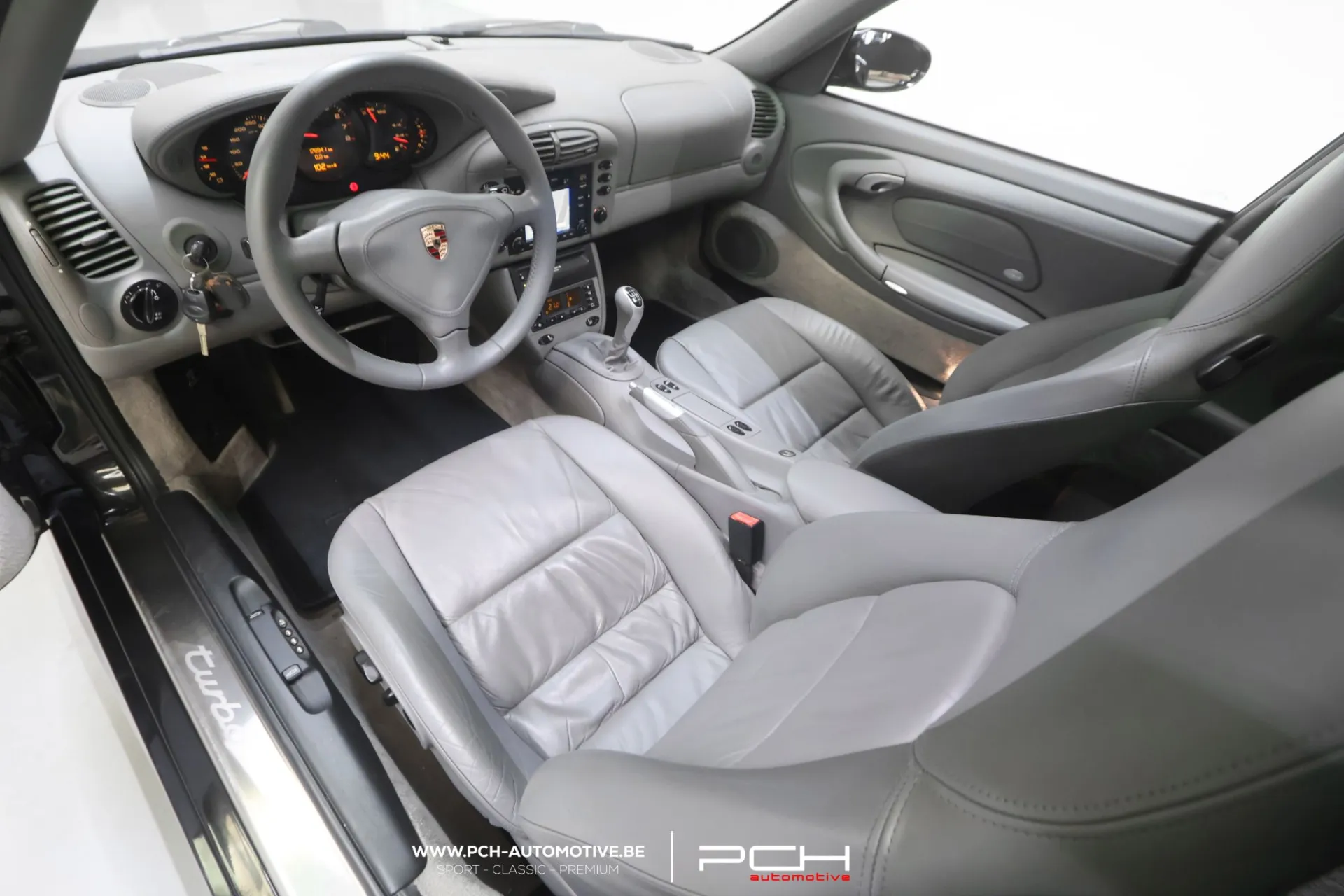 PORSCHE 996 Turbo 3.6 420cv - Boîte Manuelle - 178.900 Kms – photo 3