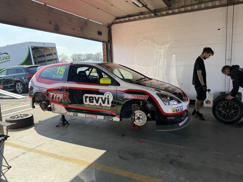 Honda Civic type r trophy race car