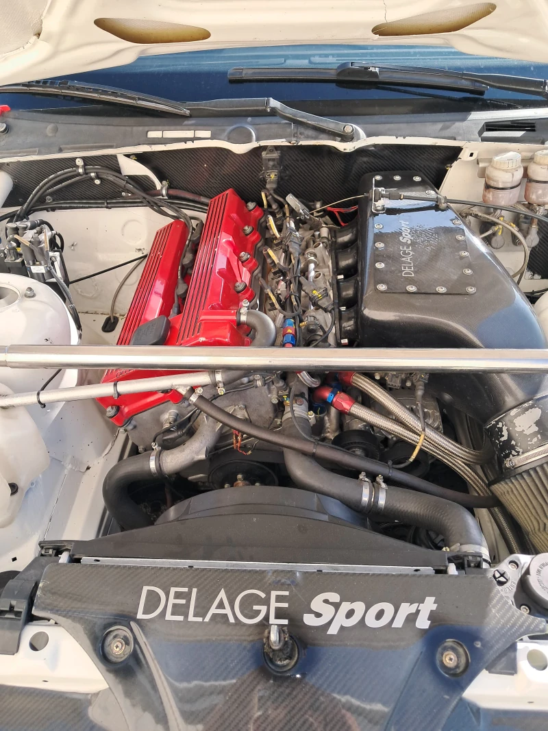 BMW compact F2000