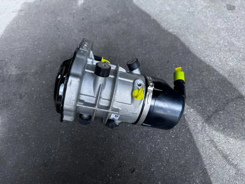 Power steering pump Porsche® 997 GT3 R - Ref. 9973140159