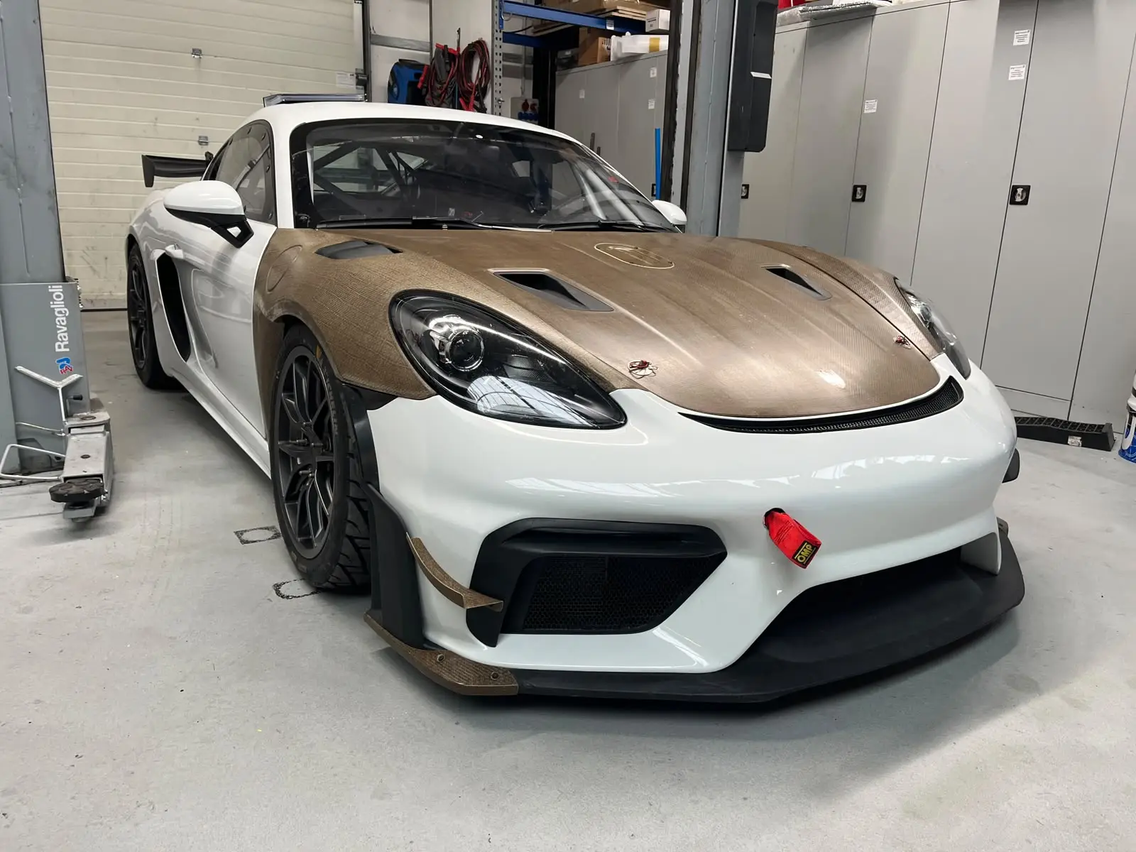 Porsche 718 Cayman GT4 RS Clubsport 2024 for sale – photo 4