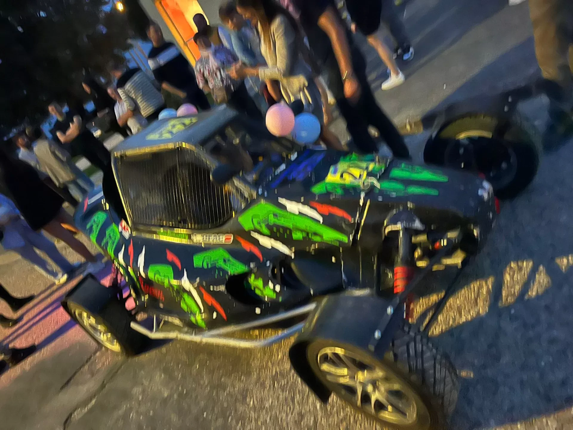 Buggy cup roscross
