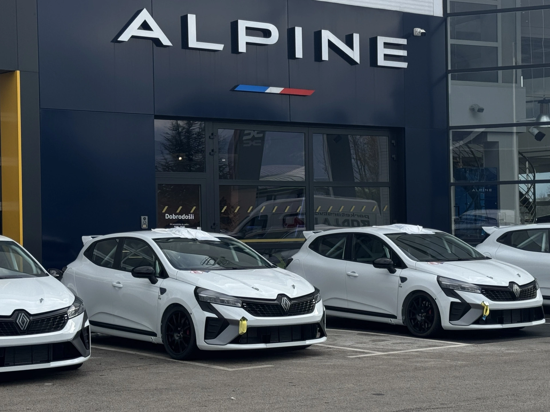 Official Alpine Racing Distributor - Cars and Spare Parts – photo 1