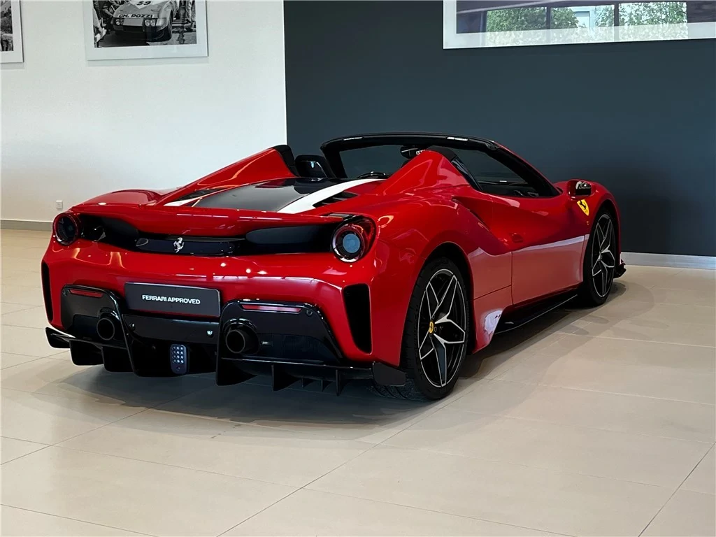 FERRARI 488 PISTA (4.0 V8 720CH) de 2020
