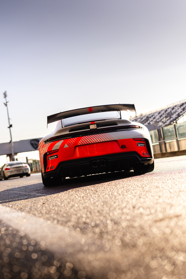 Porsche 911 Challenge