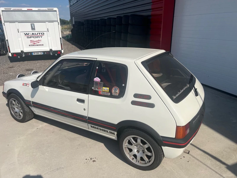 PEUGEOT 205 GTI 1985