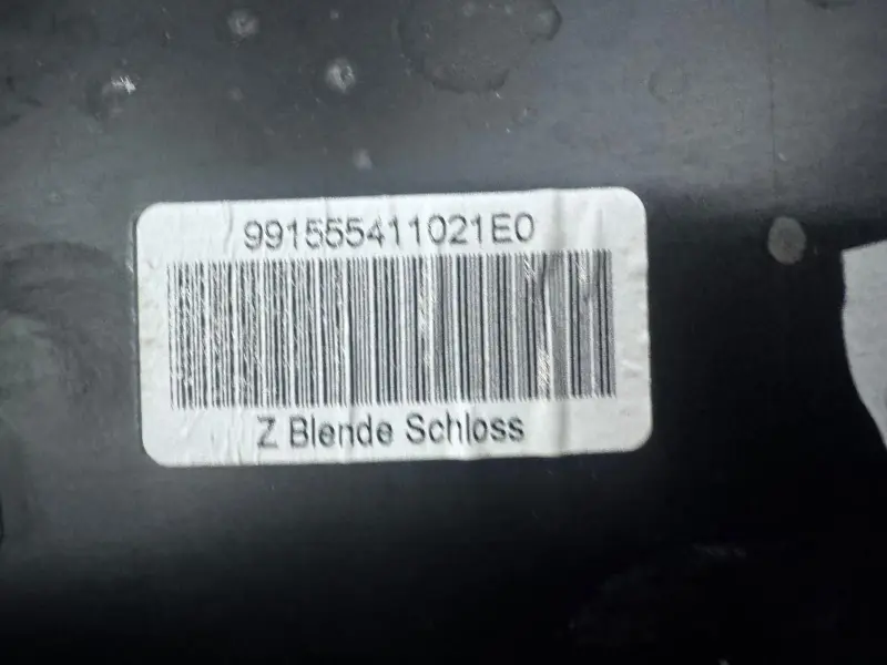 Cache serrure de coffre avant Porsche Cayman GT4 RS - 991555411021E0