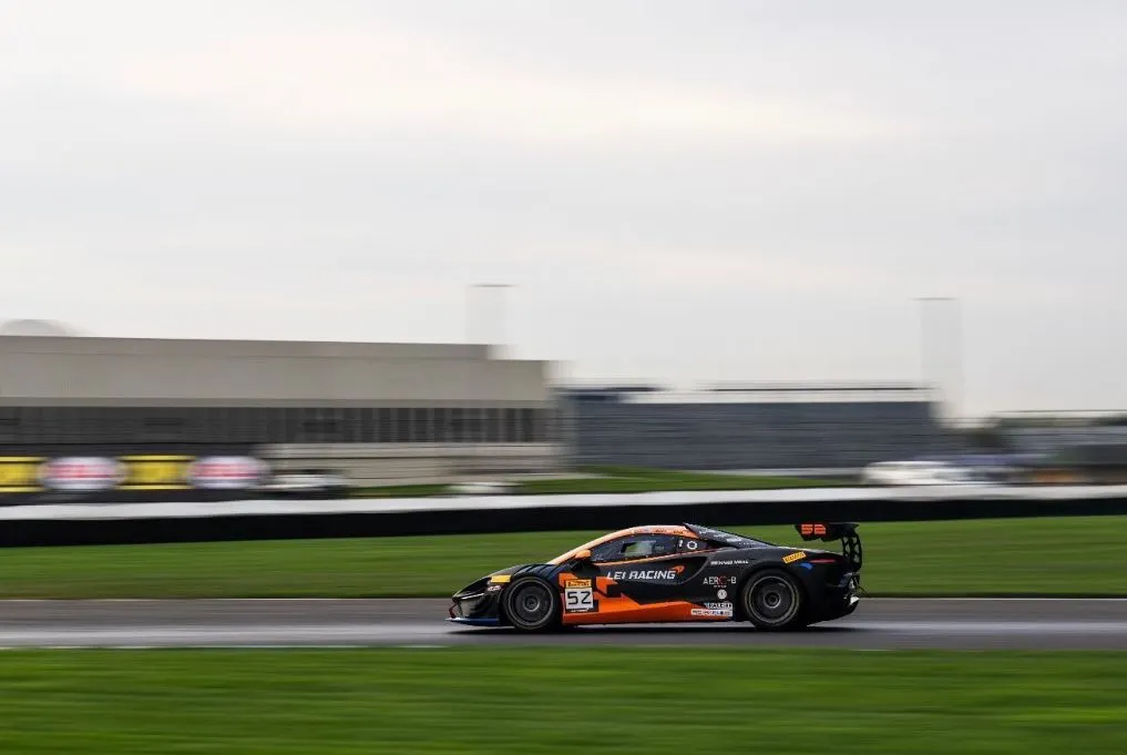 2025 McLaren Artura Trophy Evo – photo 4