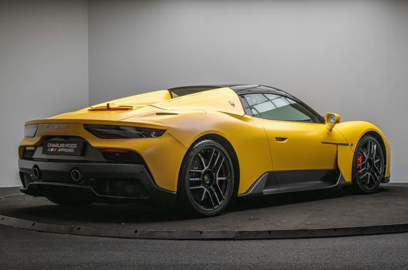 MASERATI MC20