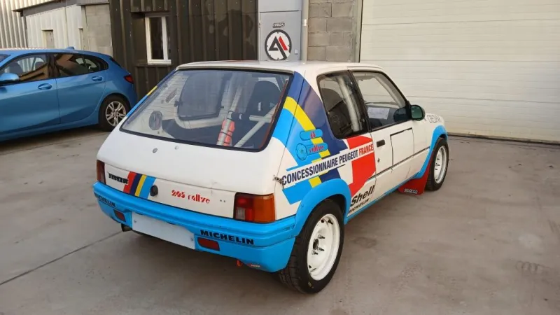 205 RALLYE GR A