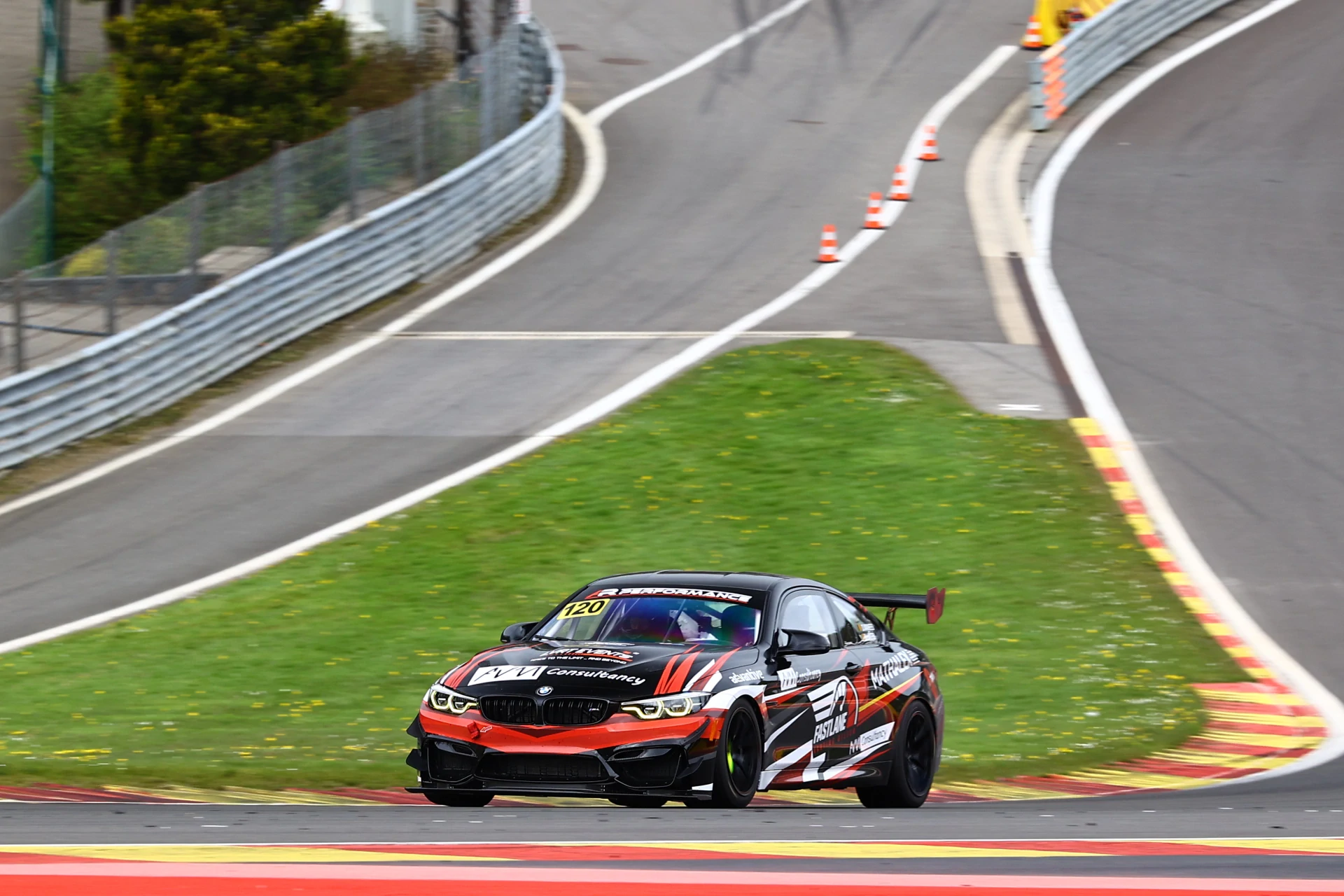 BMW M4 GT4 F82 EVO in TOP condition