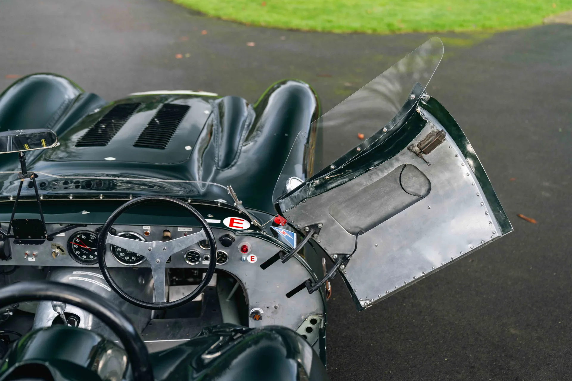 1958 Lister Jaguar ‘Knobbly’ – photo 2