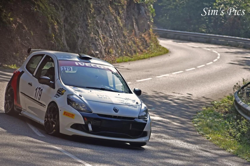 Clio 3 cup x85