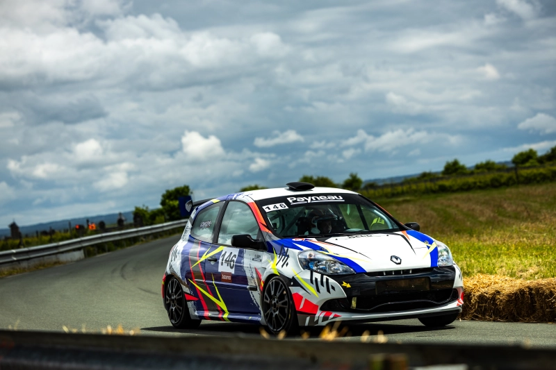 Clio 3 cup x85 + lot de bord