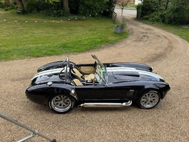 Cobra by DAX, châssis De-Dion, V8 6.3 Stroker