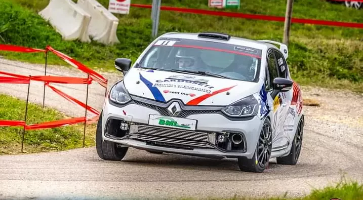 CLIO 4 GROUP F2015 and CLIO 3 Max F2014 RENTAL