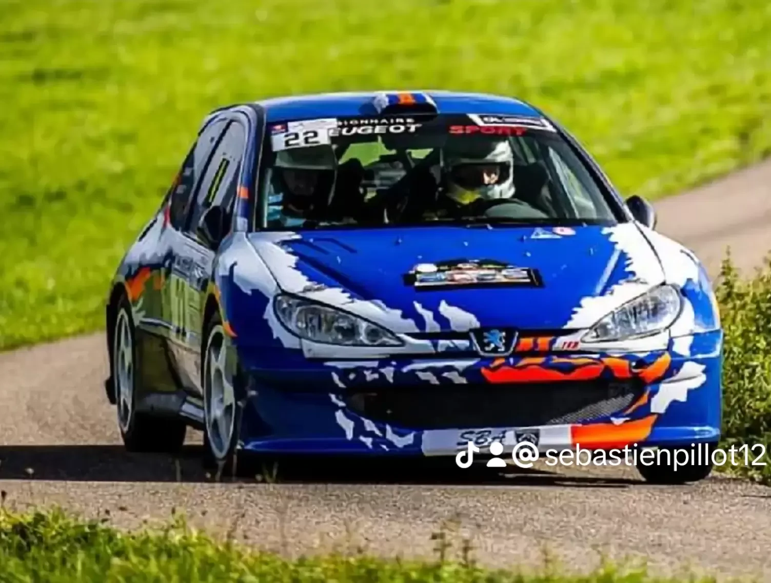 206 maxi f2000