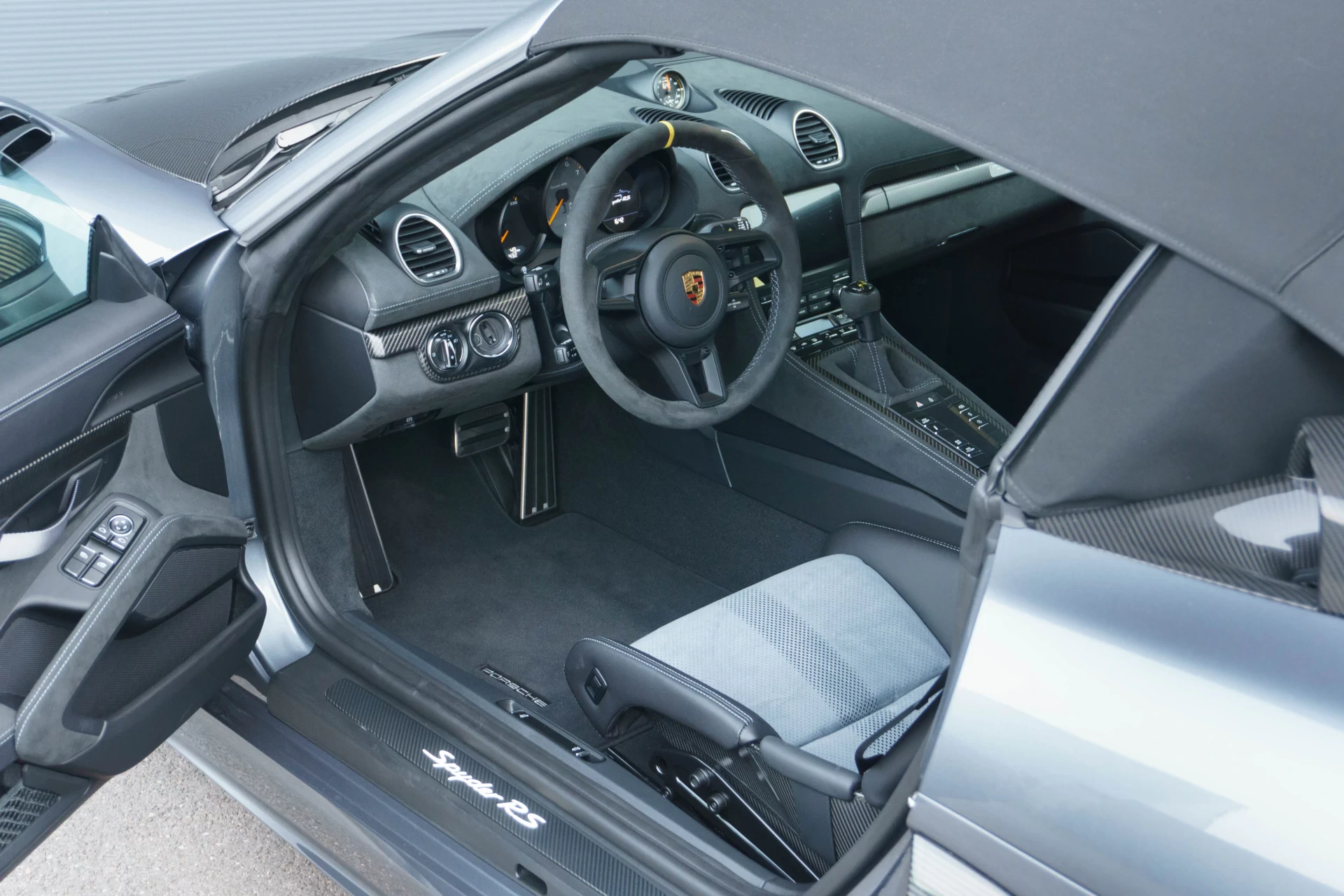 Porsche 718 Spyder RS - Eco-tax paid