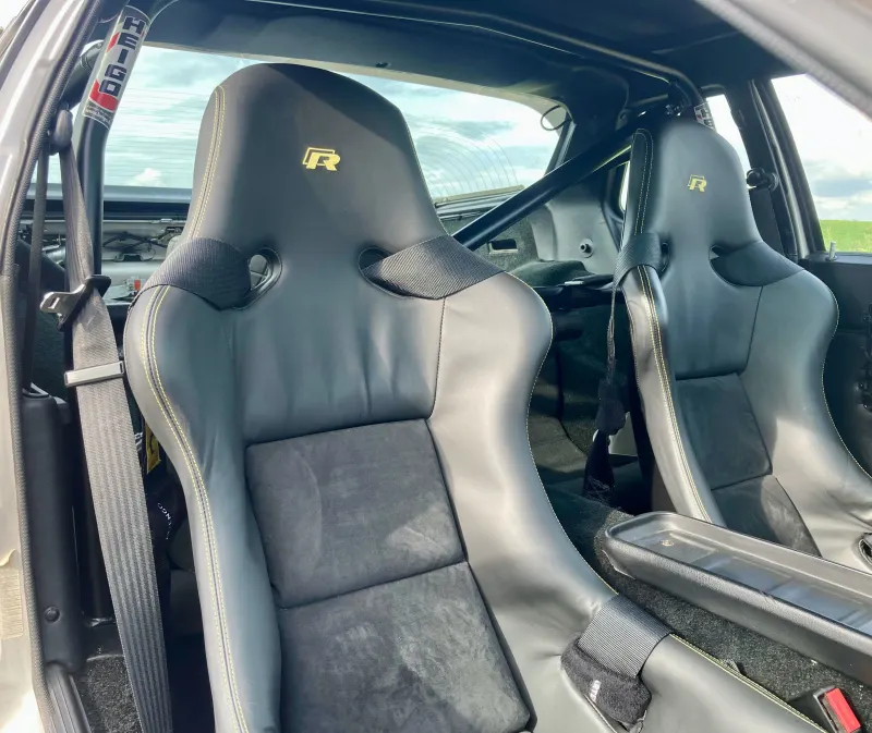 Porsche 944 R