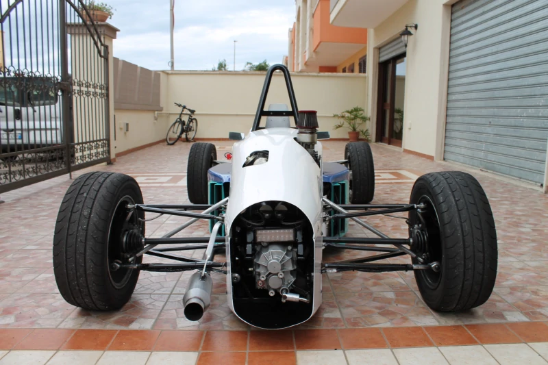 Cavallini Formula Junior modèle F02 007