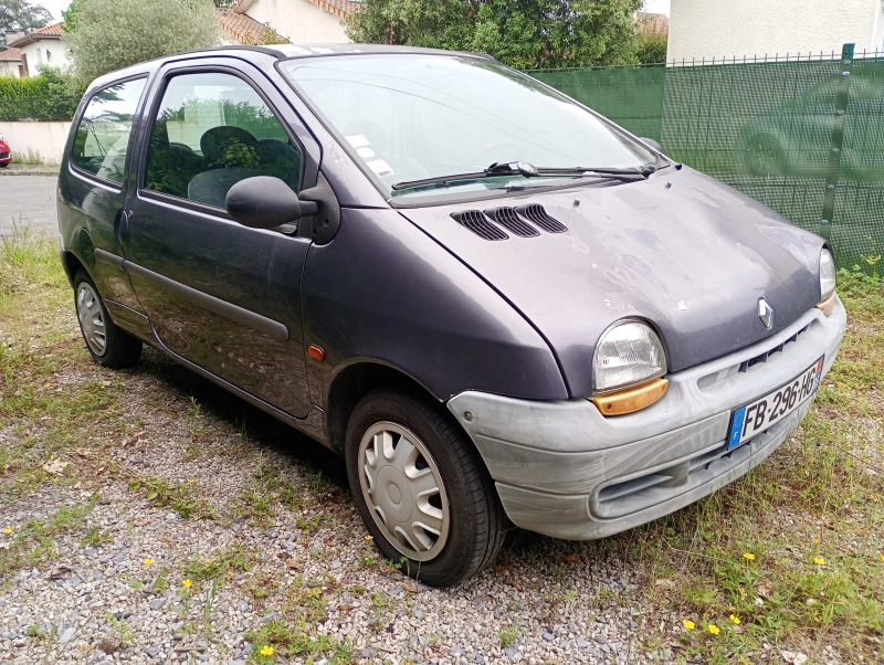 Twingo 1998 for parts or preparation