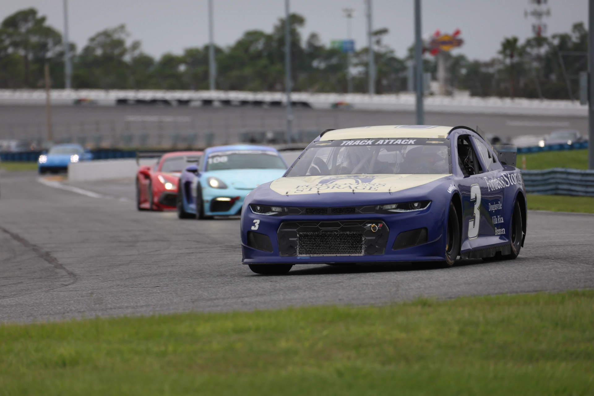 VOITURE DE COURSE « TRACK ATTACK » DE HENDRICK PERFORMANCE – photo 1